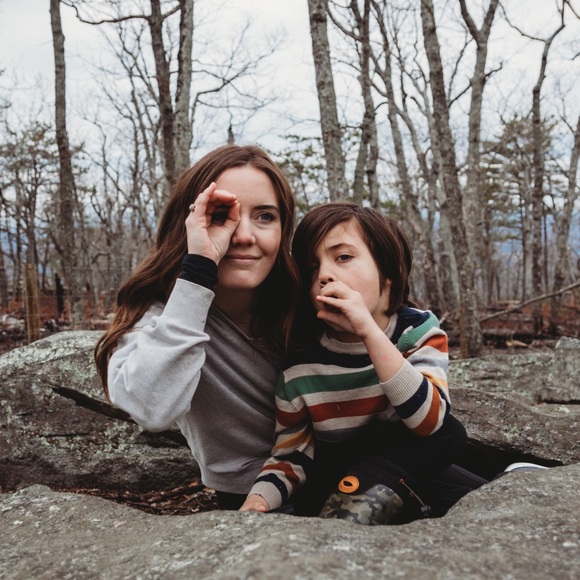 Meet your Posher, Abbey - Picture 2 of 2